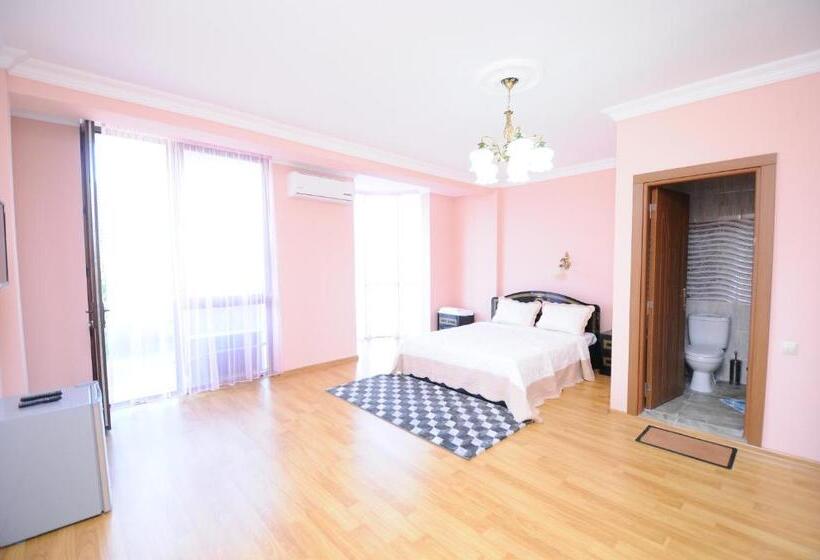 هتل Premium Palace