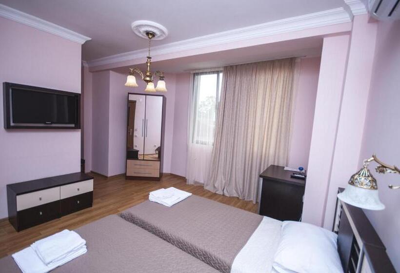 هتل Premium Palace