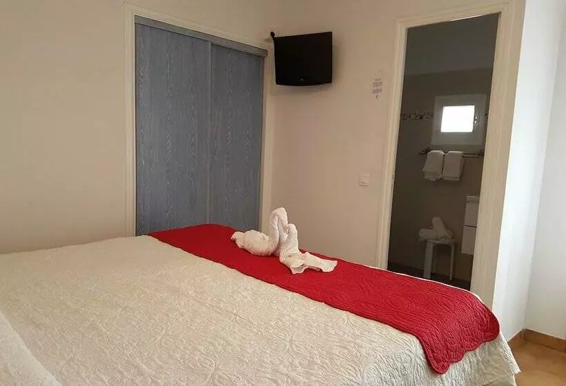 هتل Hôtel Punta E Mare Des Chambres Ou Des Appartements T2