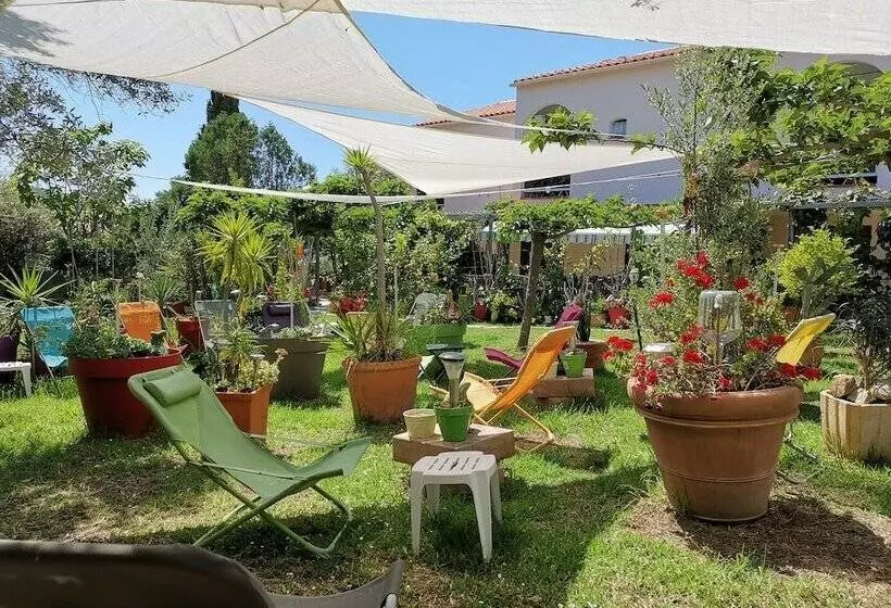 هتل Hôtel Punta E Mare Des Chambres Ou Des Appartements T2