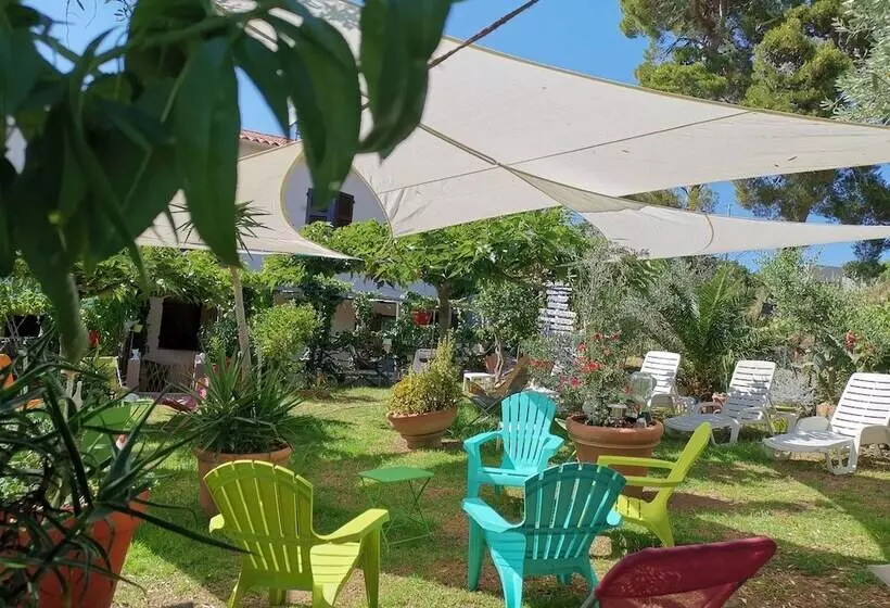 هتل Hôtel Punta E Mare Des Chambres Ou Des Appartements T2