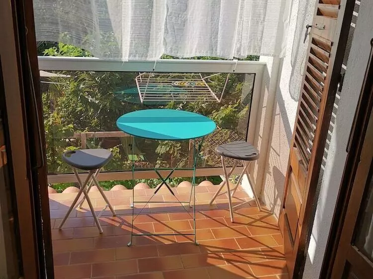 هتل Hôtel Punta E Mare Des Chambres Ou Des Appartements T2