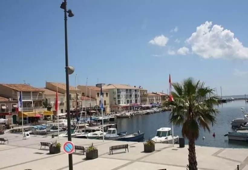 ホテル Restaurant Du Port