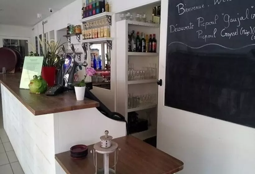 ホテル Restaurant Du Port