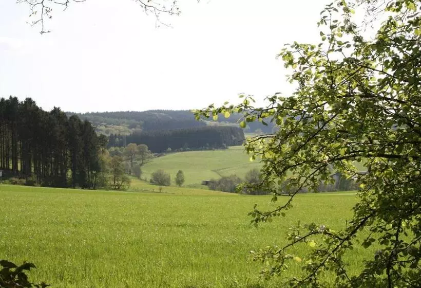 Hotelli Restaurant Haus Berkenbaum