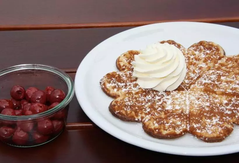 Hotelli Restaurant Haus Berkenbaum