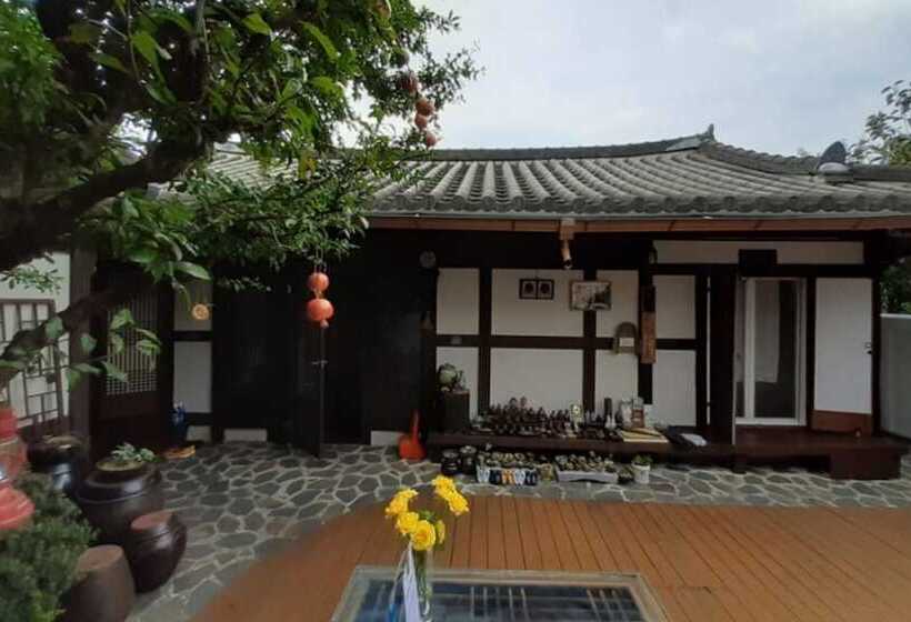 Jeonju Inyeon Pension