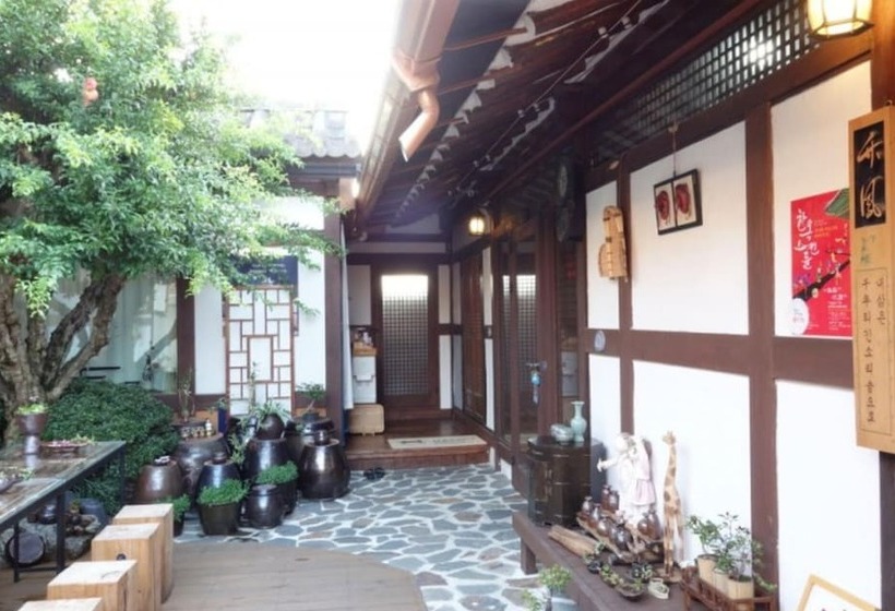Jeonju Inyeon Pension