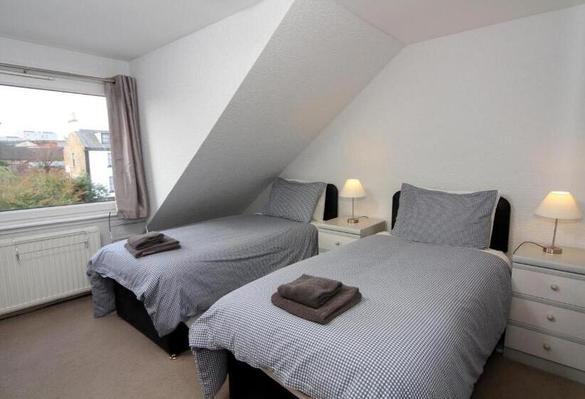 Пансион Dean Park Guest House