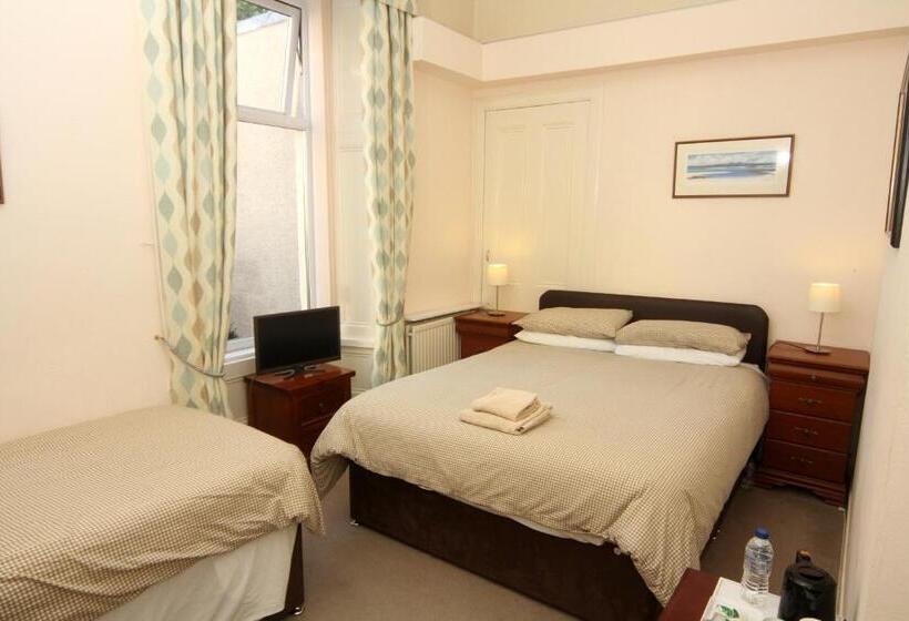 Пансион Dean Park Guest House