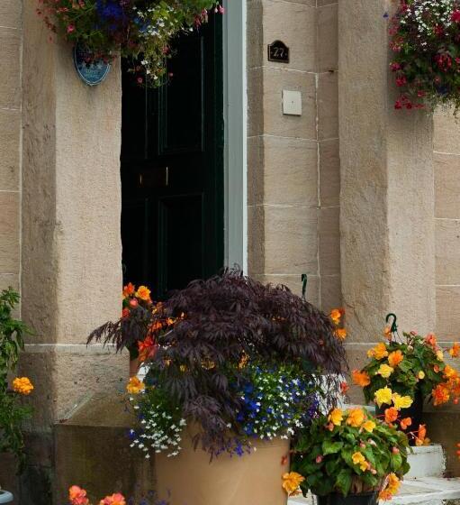 Пансион Dean Park Guest House