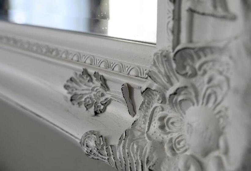 Пансион The Grove Cromer