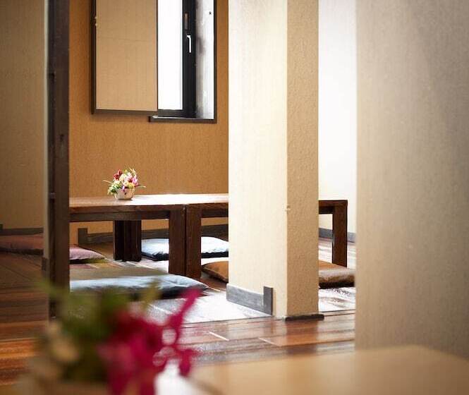 Ryokan Echigo Yuzawa Hatago Isen