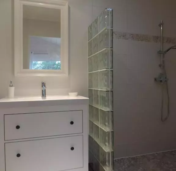 ベッドアンドブレックファースト Chambres D Hôtes Villa Surcouf