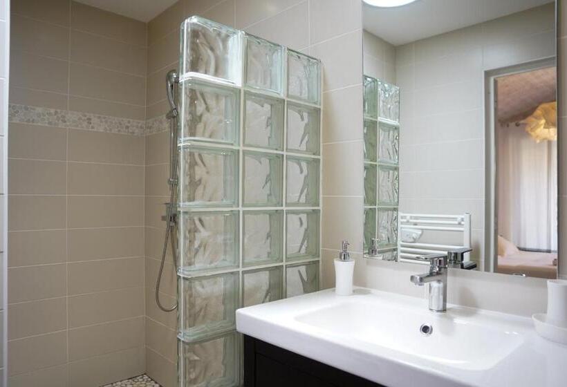 민박 Chambres D Hôtes Villa Surcouf