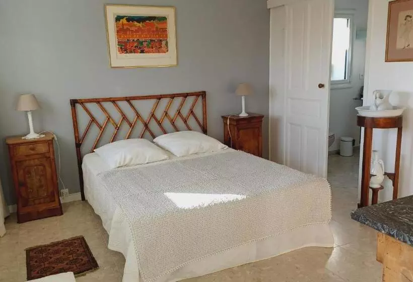 Aamiaismajoitus (B&B) La Criste Marine