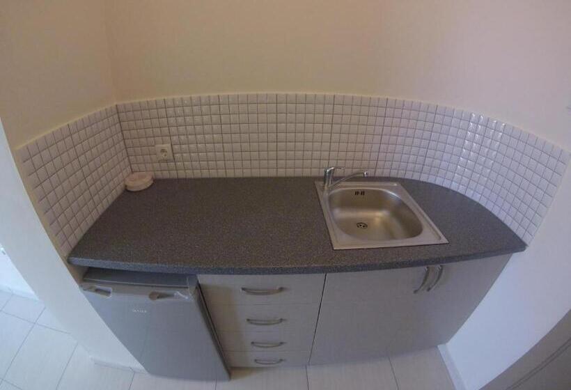 Bed and Breakfast Riviera Rooms