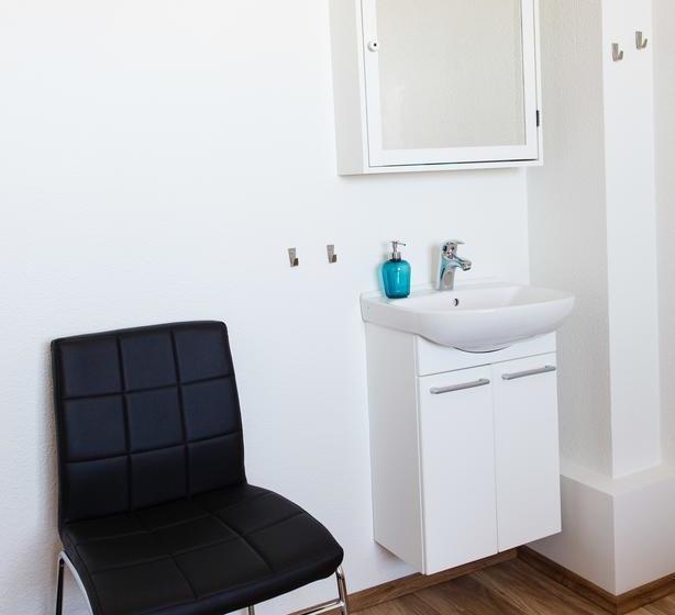 تختخواب و صبحانه Route 1 Guesthouse