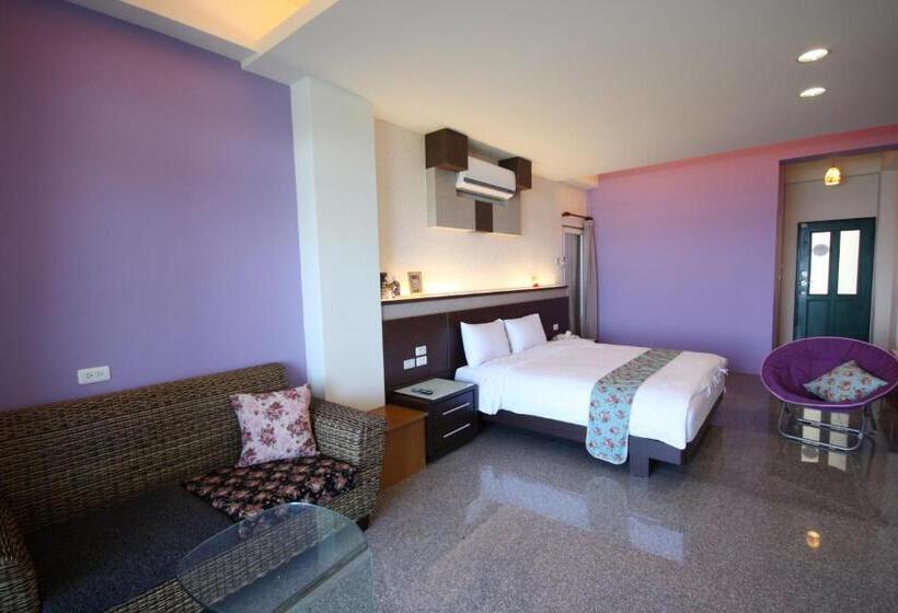 تختخواب و صبحانه Spray House