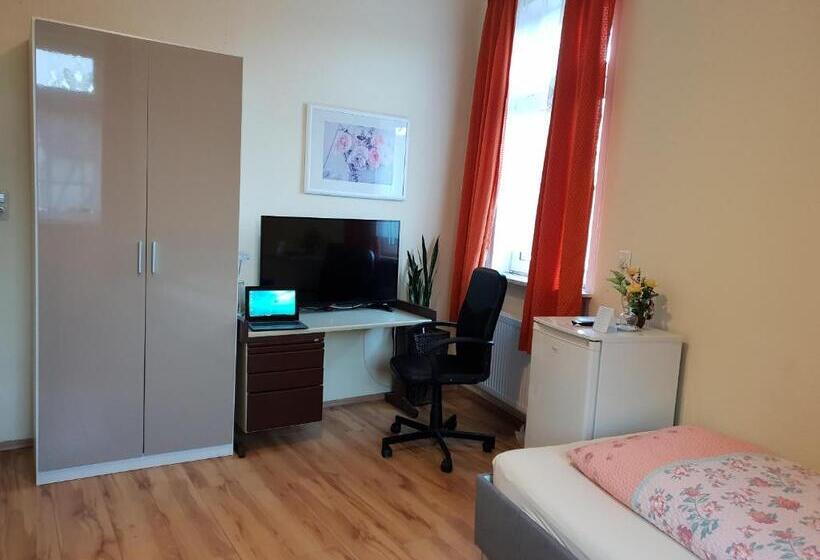 Отель Alte Post