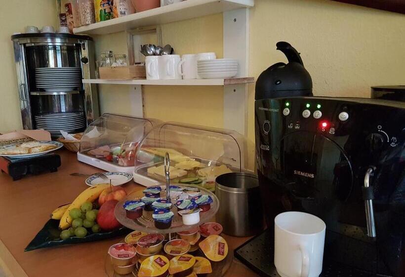 Отель Alte Post