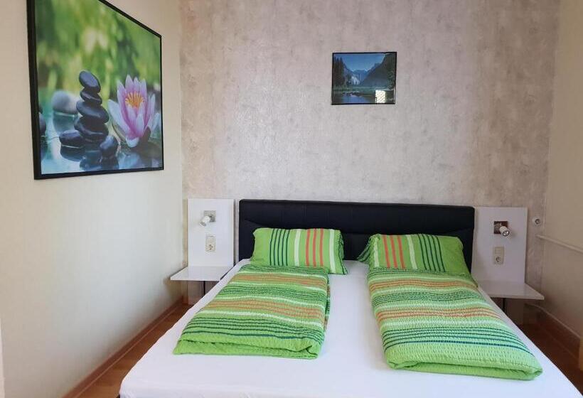 Отель Alte Post