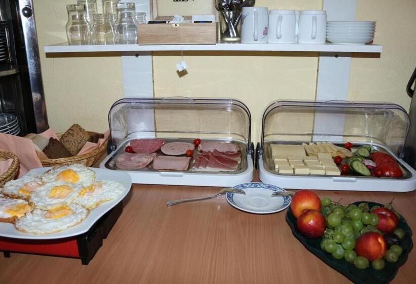 Отель Alte Post