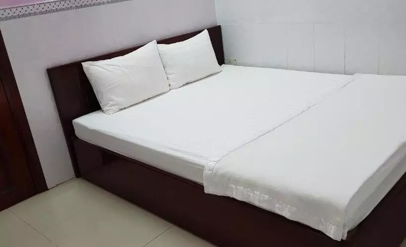 هتل Hostel Garnet