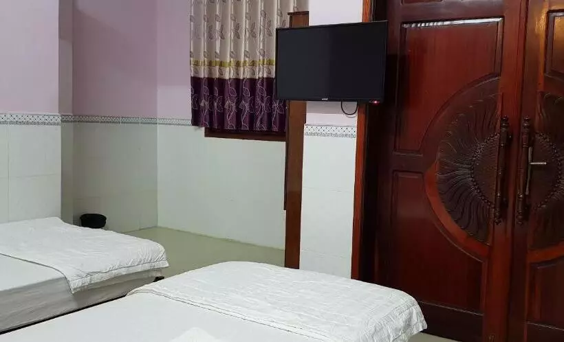 هتل Hostel Garnet