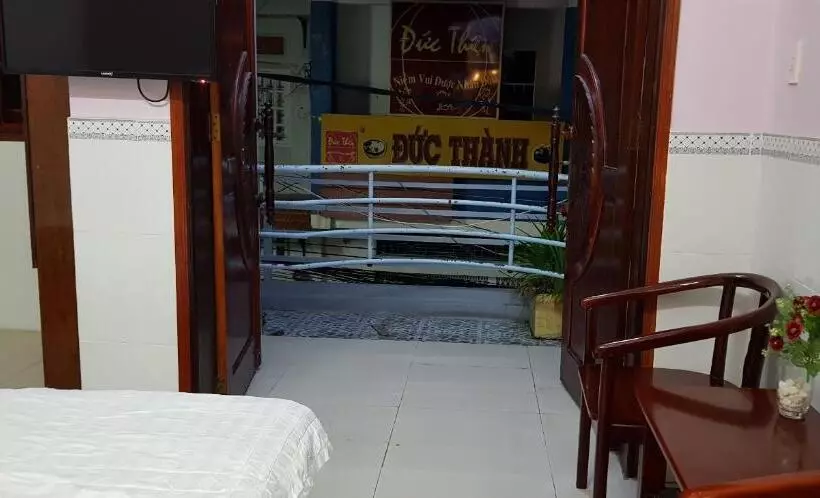 هتل Hostel Garnet
