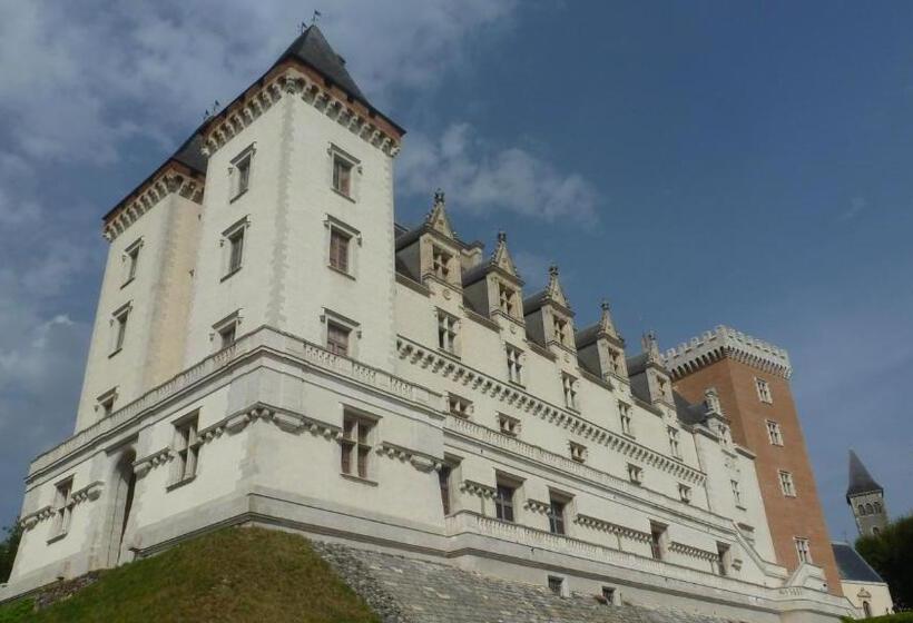 בית מלון כפרי Hôtel Peyramale