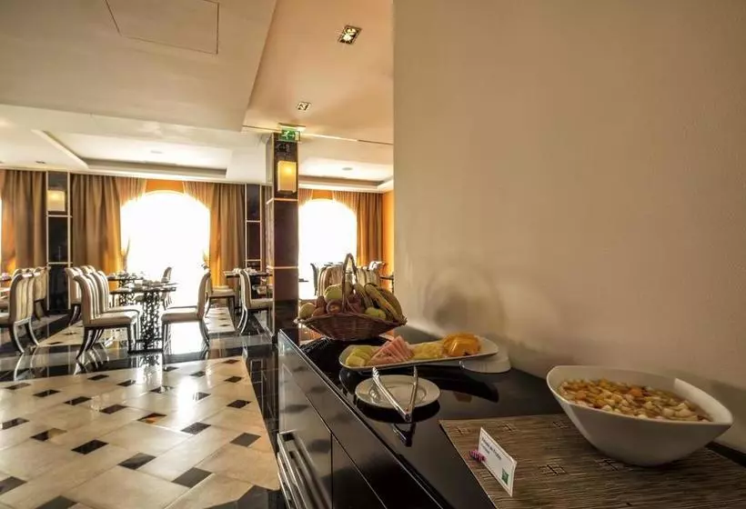 Iu Hotel Luanda Viana