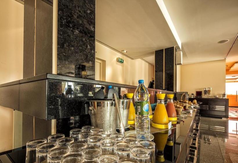 Iu Hotel Luanda Viana