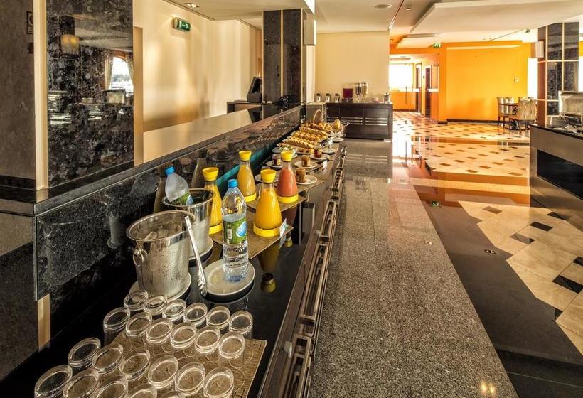 Iu Hotel Luanda Viana