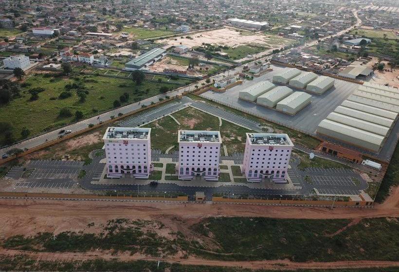 Iu Hotel Luanda Viana
