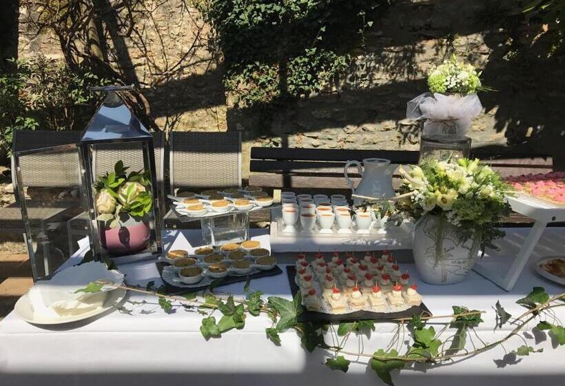 בית מלון כפרי Le Chene Pendragon