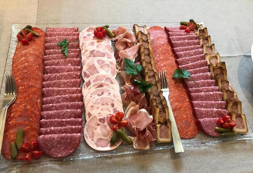 בית מלון כפרי Le Chene Pendragon