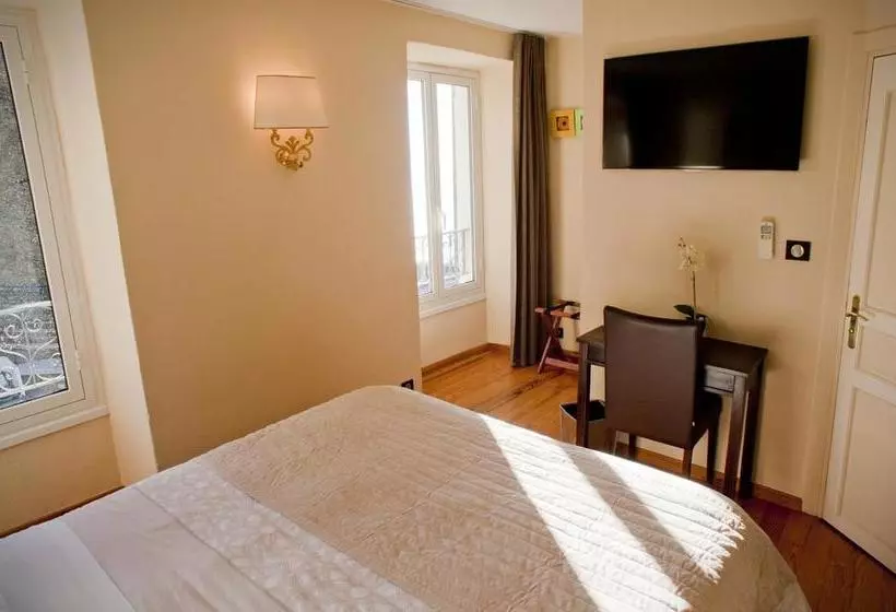 ホテル Hôtel Restaurant Les Deux Frères