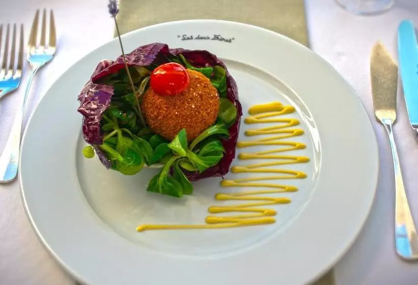 ホテル Hôtel Restaurant Les Deux Frères
