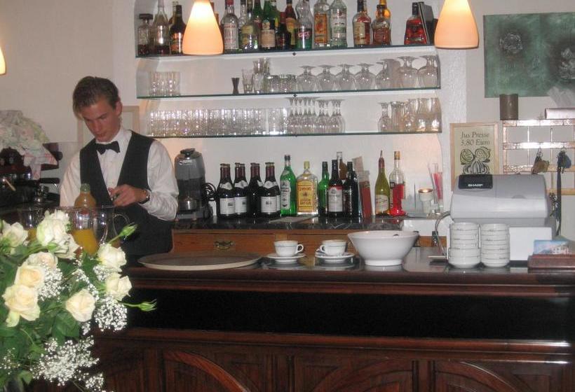 فندق Hôtel Restaurant Les Deux Frères