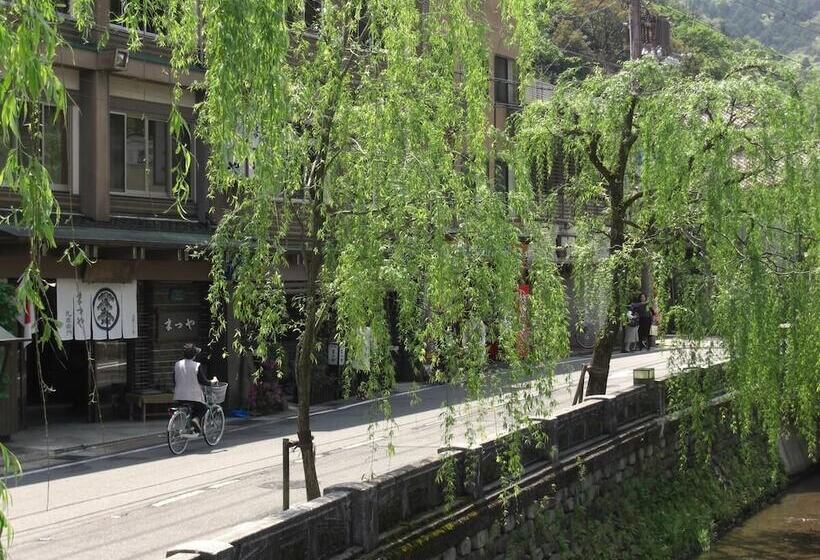 בית מלון כפרי Matsuya