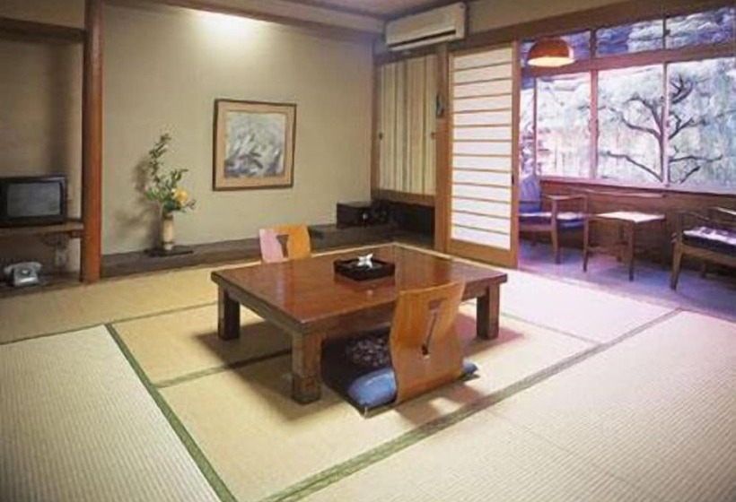 בית מלון כפרי Matsuya