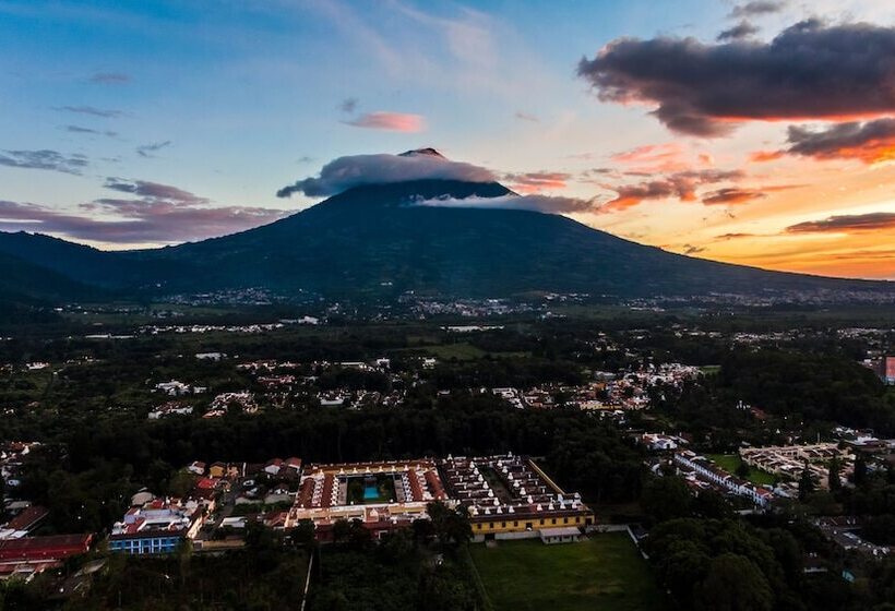 هتل Naif Boutique