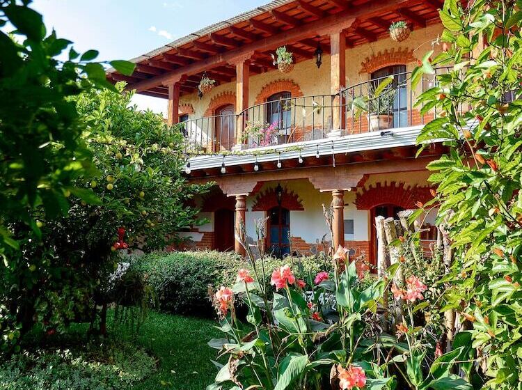 هتل Naif Boutique