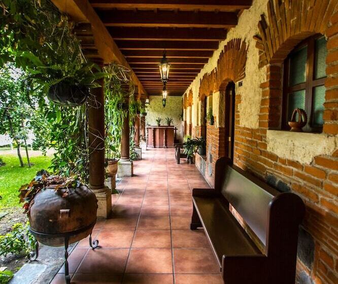 هتل Naif Boutique