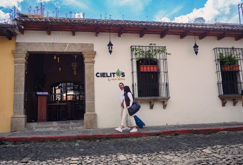 هتل Naif Boutique