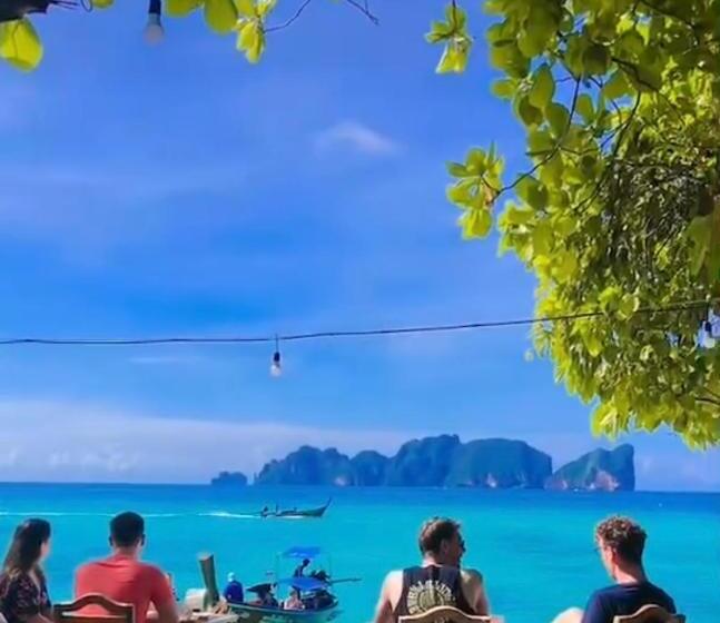 Paradise Resort Phi Phi Sha Plus