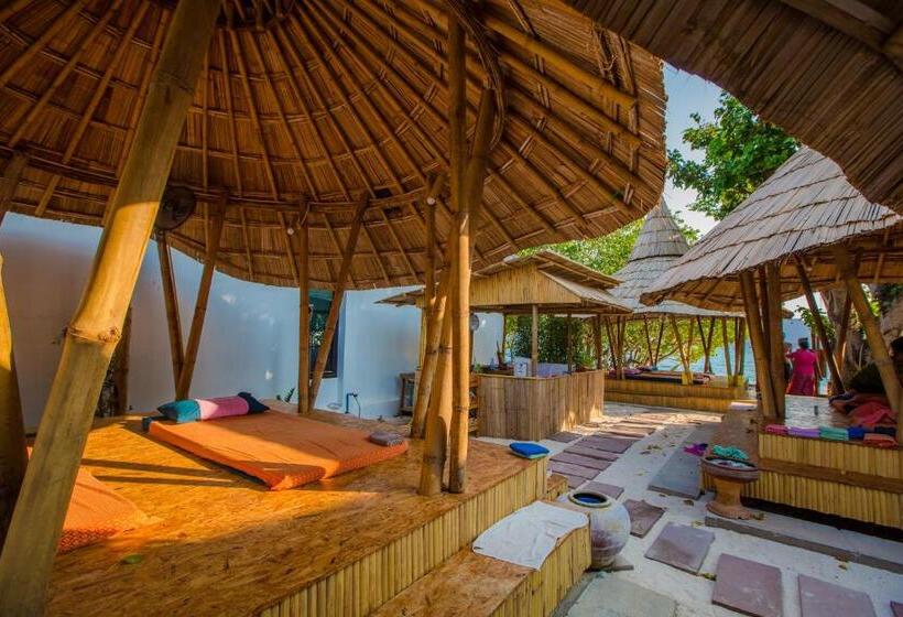 Paradise Resort Phi Phi Sha Plus