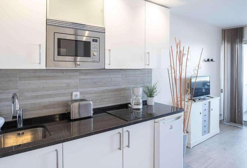 Charmant Studio Moderne En Front De Mer Avec Parking à Hendaye   Fr 1 2 286