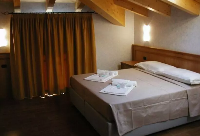 Azzano Holidays B&b